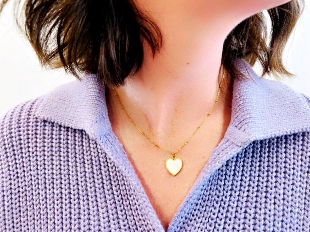 Mother of Pearl Heart Lola Gold Necklace