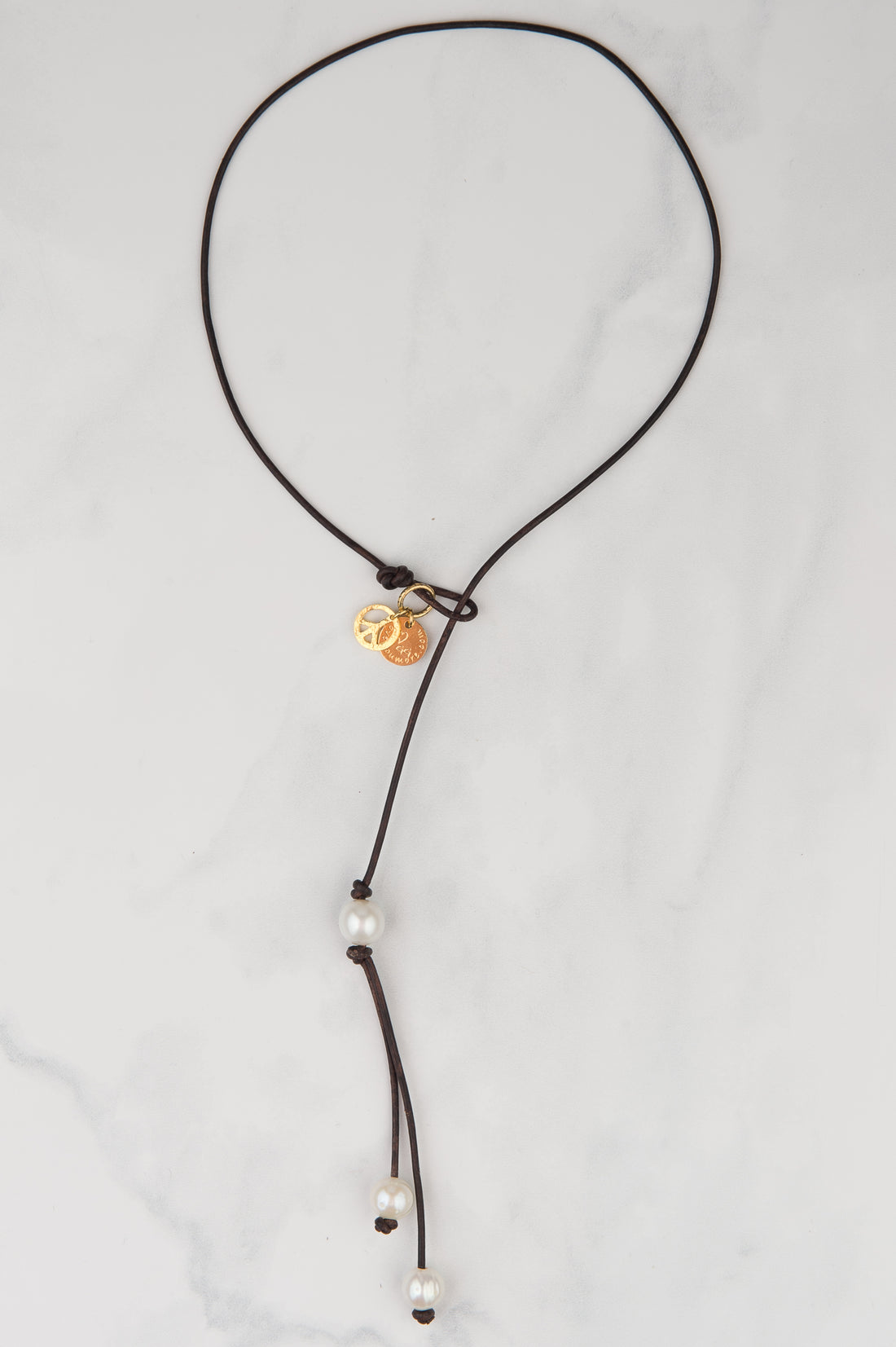 The Victoria Necklace in Pearl and Leather