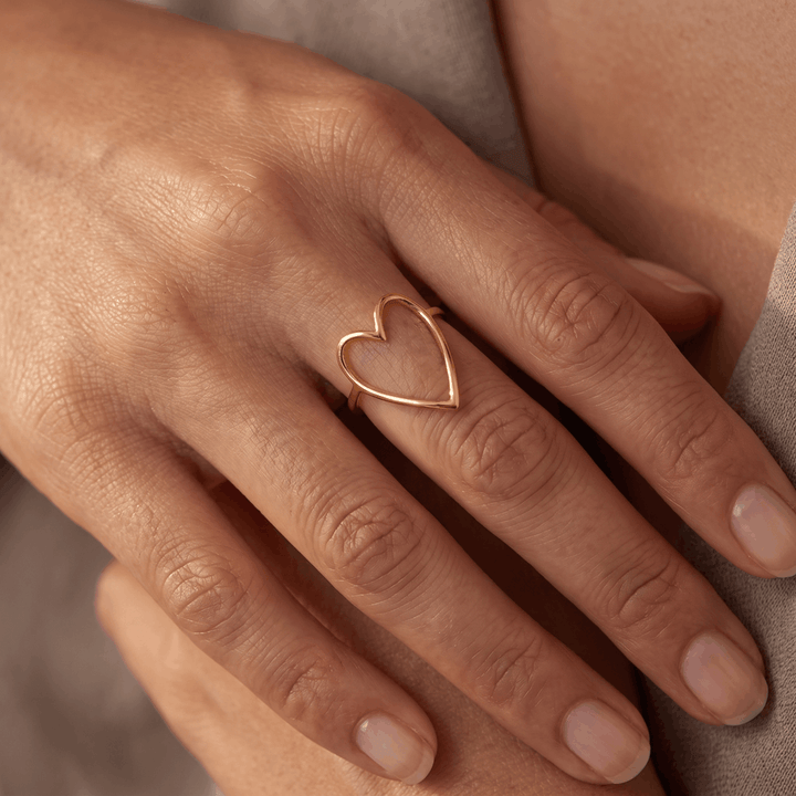Silhouette Heart Ring